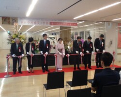 長岡まちなかミュージアム展 初日テープカット